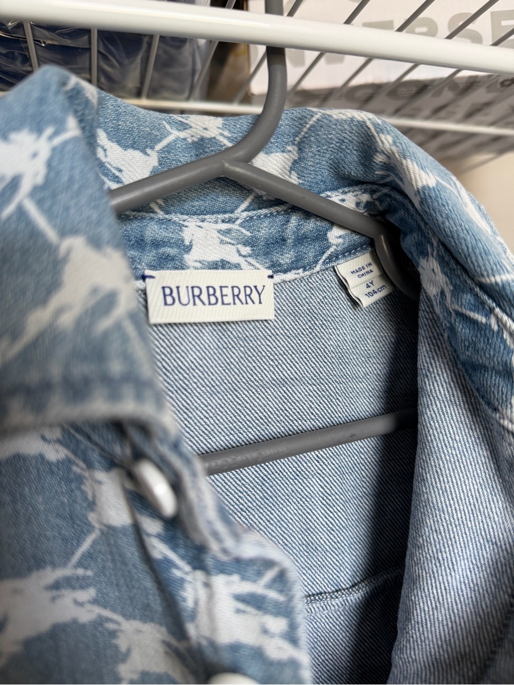 Burberry Light Blue & White Kids Short-Sleeve Button-Down Shirt - Picture 3 of 5